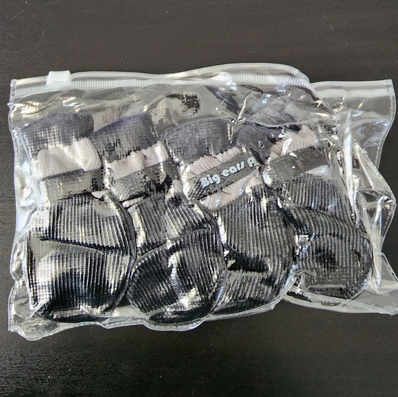 NWT Black puppy dog waterproof shoes size M - Picture 3 of 9